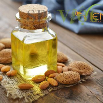 Bạn đã massage cùng dầu hạnh nhân chưa?