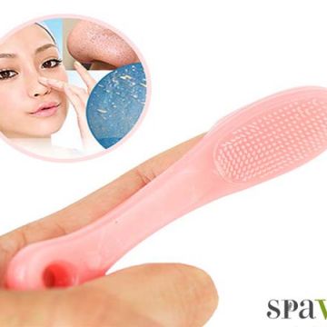 Hỗ trợ trị mụn cám và mụn đầu đen cùng miếng chà mũi silicon
