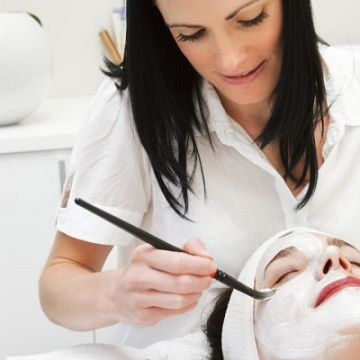 Thế nào là một chuyên viên spa thẩm mỹ chuyên nghiệp