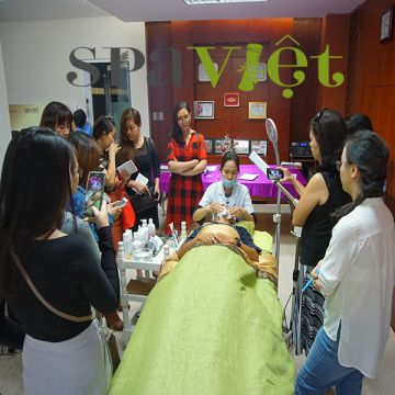 Khóa học Chuyên viên Chăm sóc da mặt và Spa Selvert Thermal